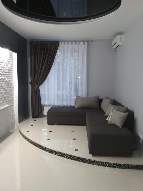 Apartment On Tytova 8 Ντνιπροπετρόφσκ Εξωτερικό φωτογραφία